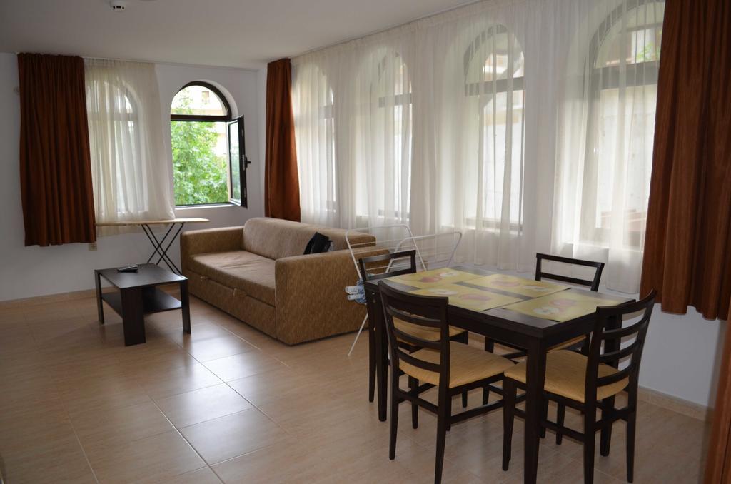 Etara 2 Apartment Sveti Vlas Ruang foto